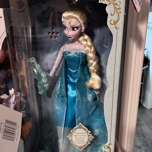 New in box Disney Elsa Doll